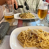 Lenie een pasta Carbonara en Rob een Aioli